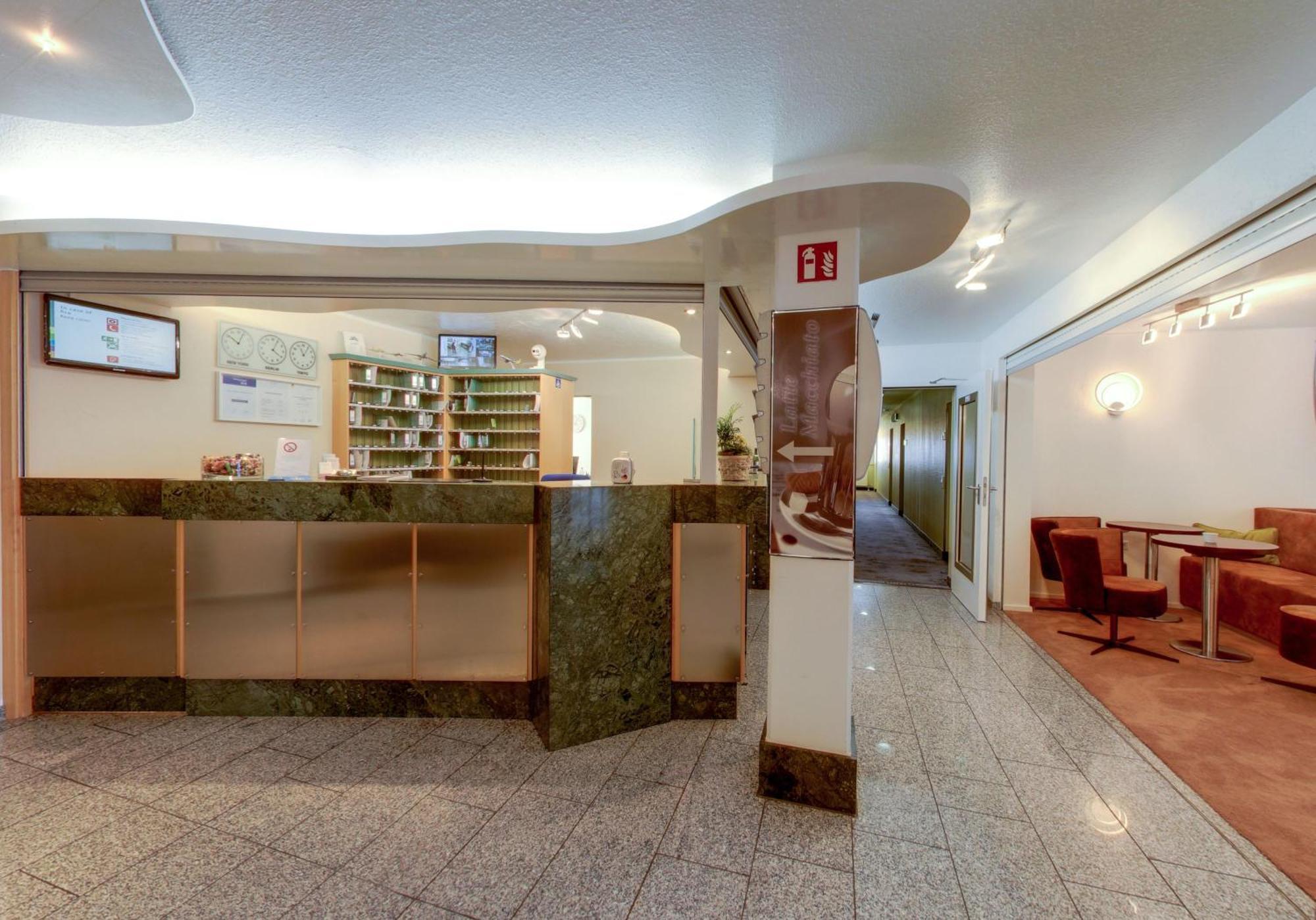 Airporthotel Residenz Steinenbronn Extérieur photo