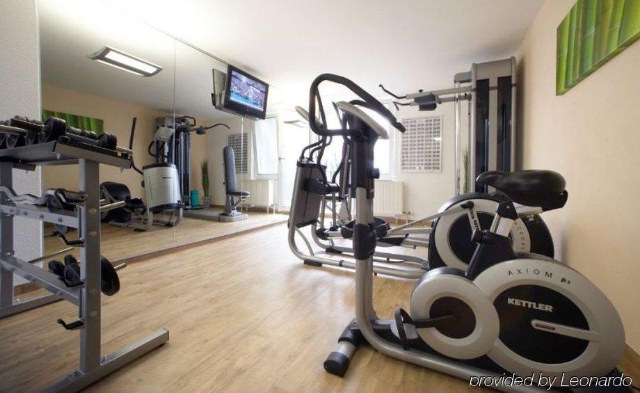Airporthotel Residenz Steinenbronn Extérieur photo