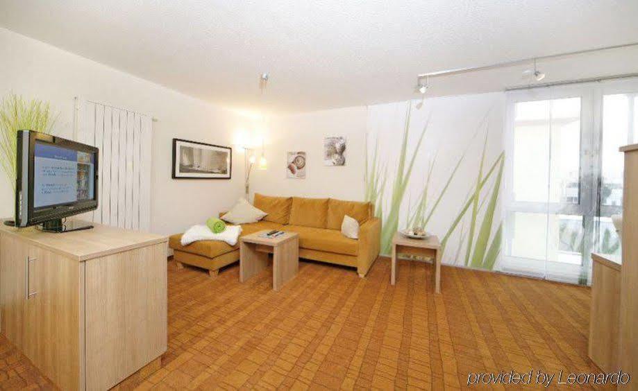 Airporthotel Residenz Steinenbronn Extérieur photo